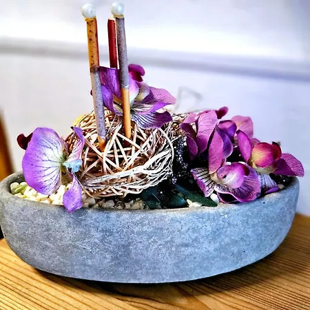 Modern Trifft Antik *